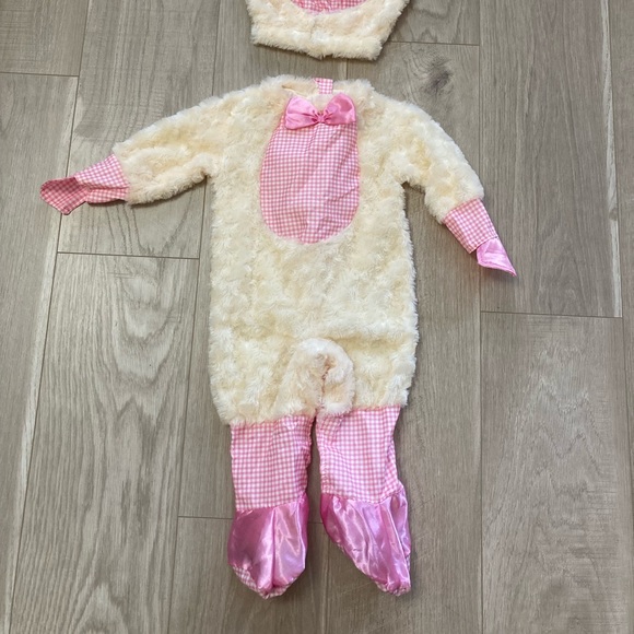 Rubie’s Bunny Halloween Costume - Picture 1 of 4